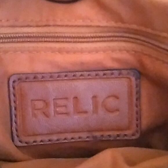 Relic Brown/Tan Logo Hand Bag. - Picture 11 of 11